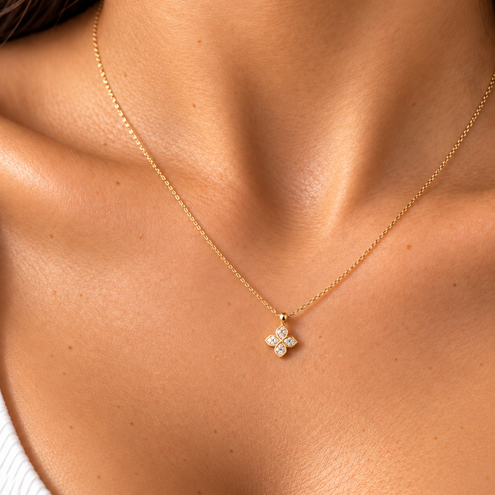 Collier Éclat Quatre Pétales
