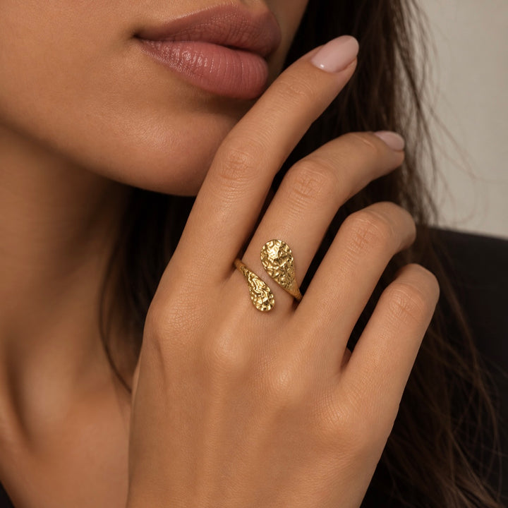 Hammered Radiance Ring