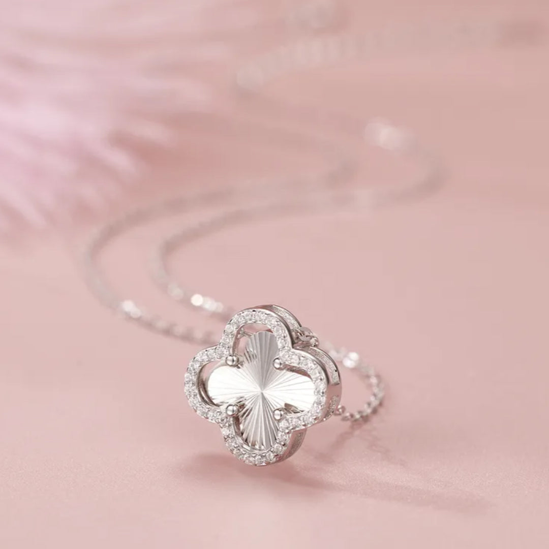 Collier Trèfle Enchanté