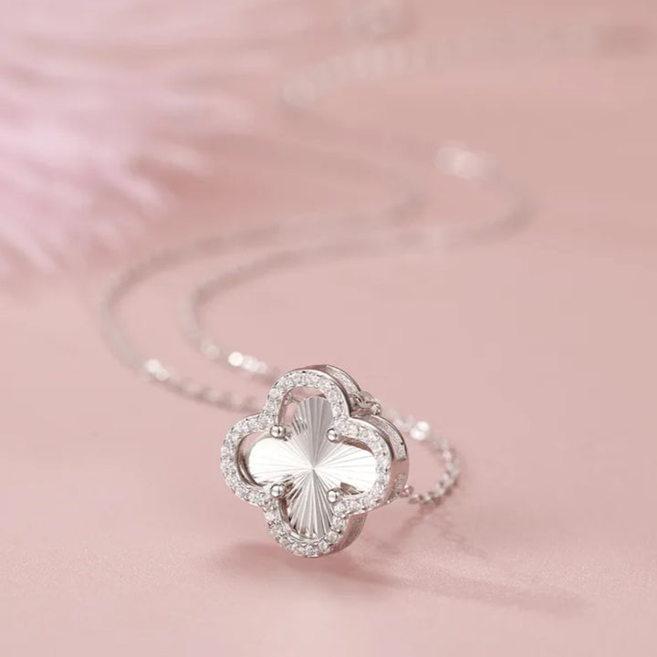 Collier Trèfle Enchanté