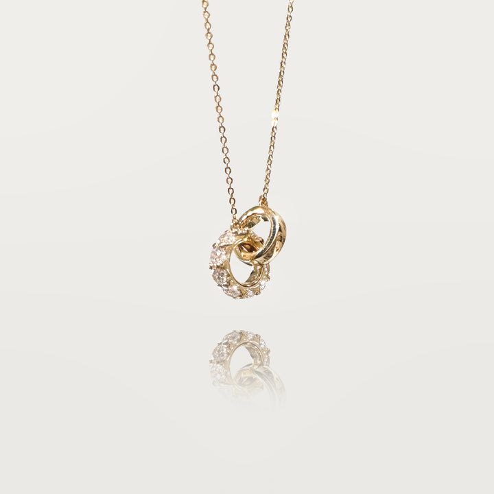 Collier Étreinte Éternelle