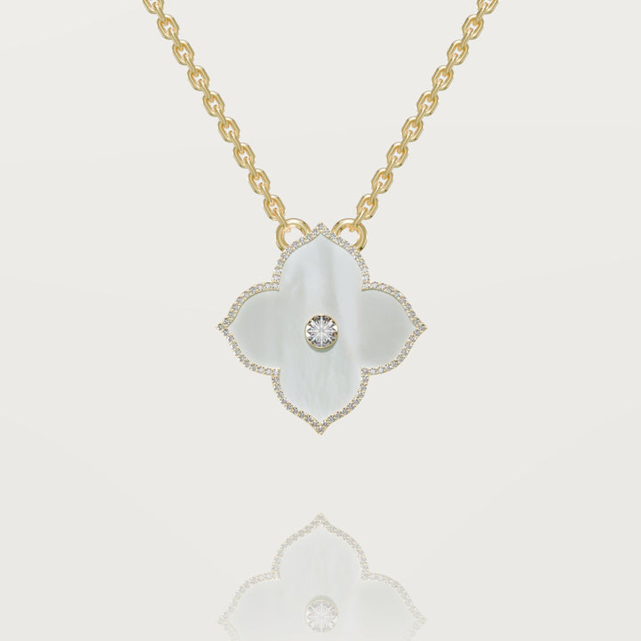 Oriental sparkle clover pendant