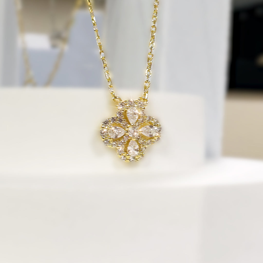 Collier Trèfle Éblouissant