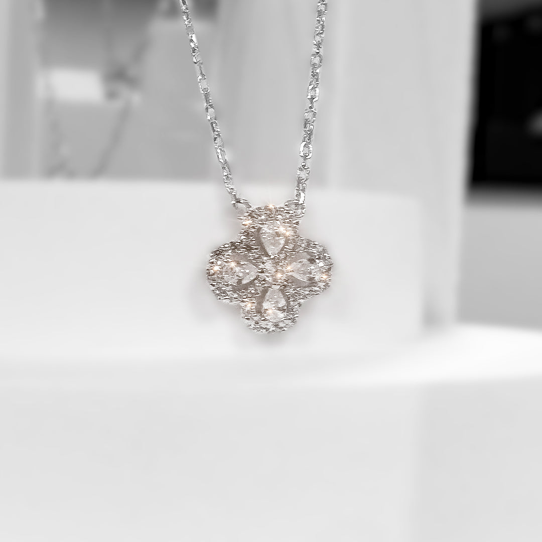 Collier Trèfle Éblouissant