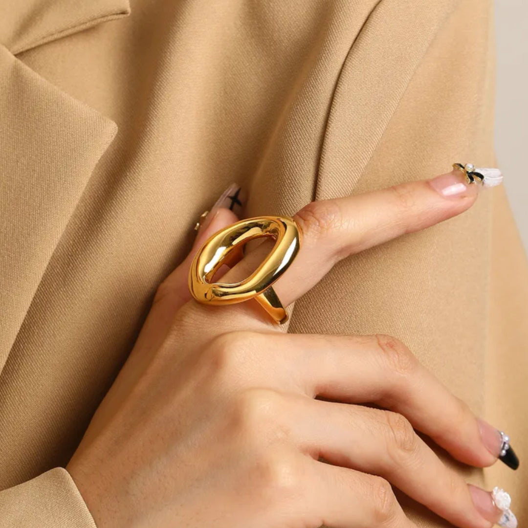 Organic Halo Ring - Sculptural and contemporary design