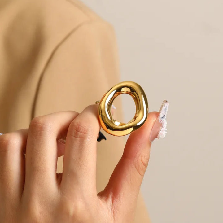 Organic Halo Ring - Sculptural and contemporary design