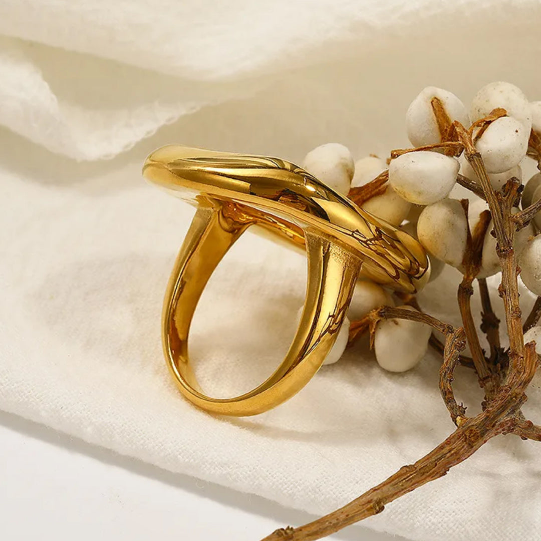 Organic Halo Ring - Sculptural and contemporary design