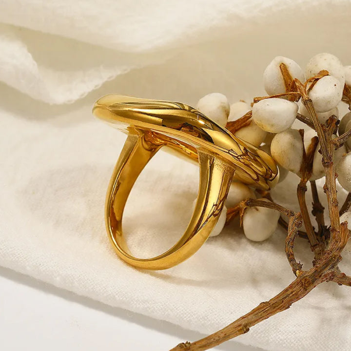 Organic Halo Ring - Sculptural and contemporary design