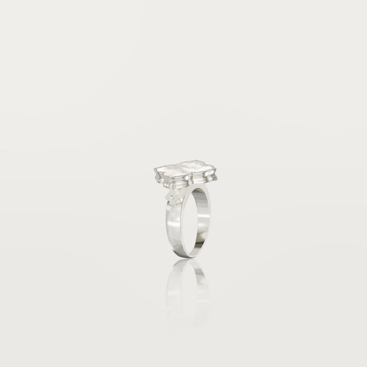 Sadiya Origin Clover Ring