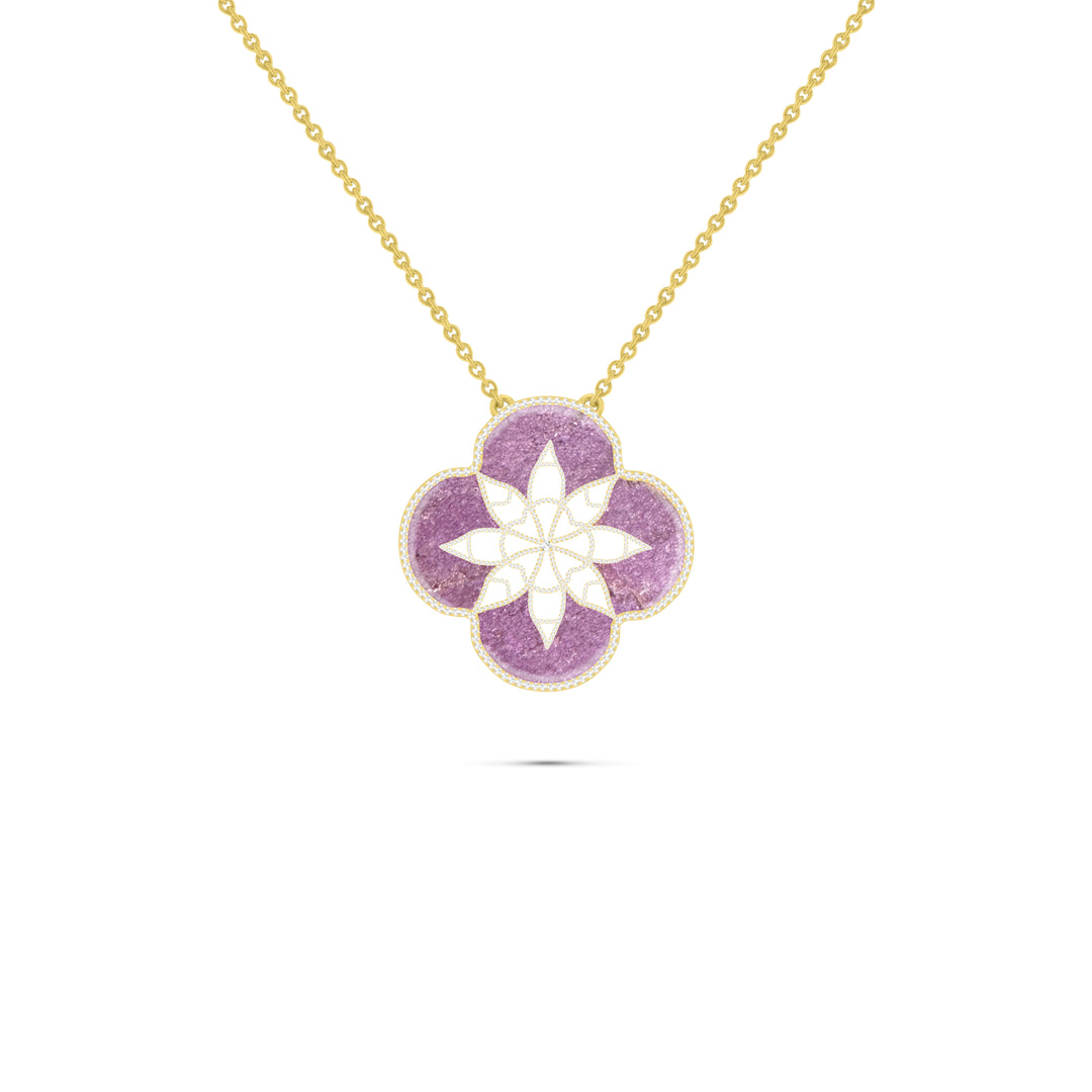 Eternal clover pendant