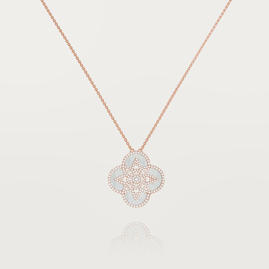 Eternal clover pendant