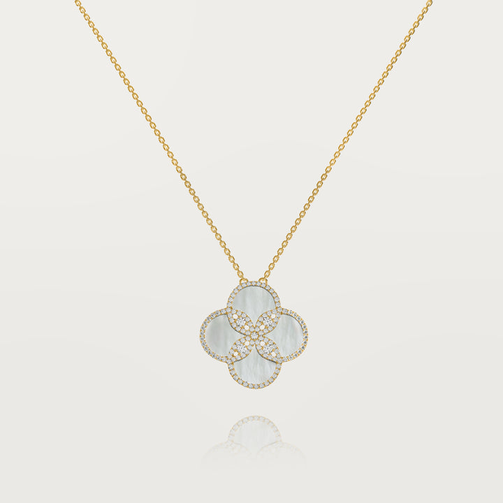 Thousand and one nights clover pendant