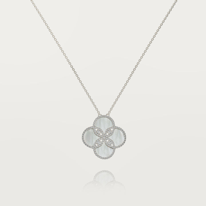 Thousand and one nights clover pendant