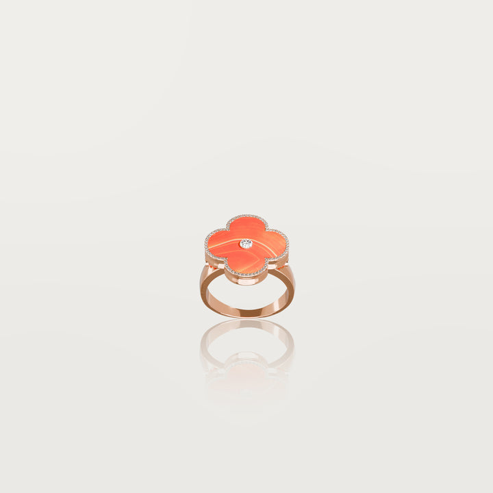 Solitaire Glow Clover Ring