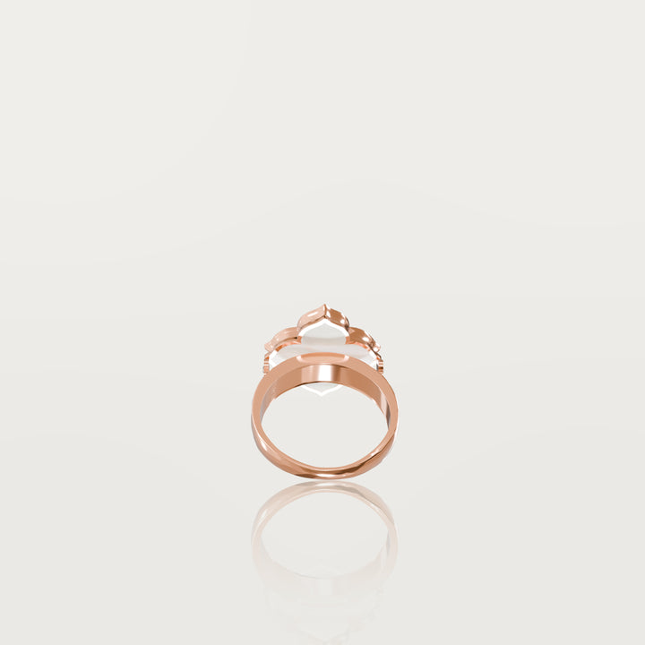 Refined oriental clover ring 