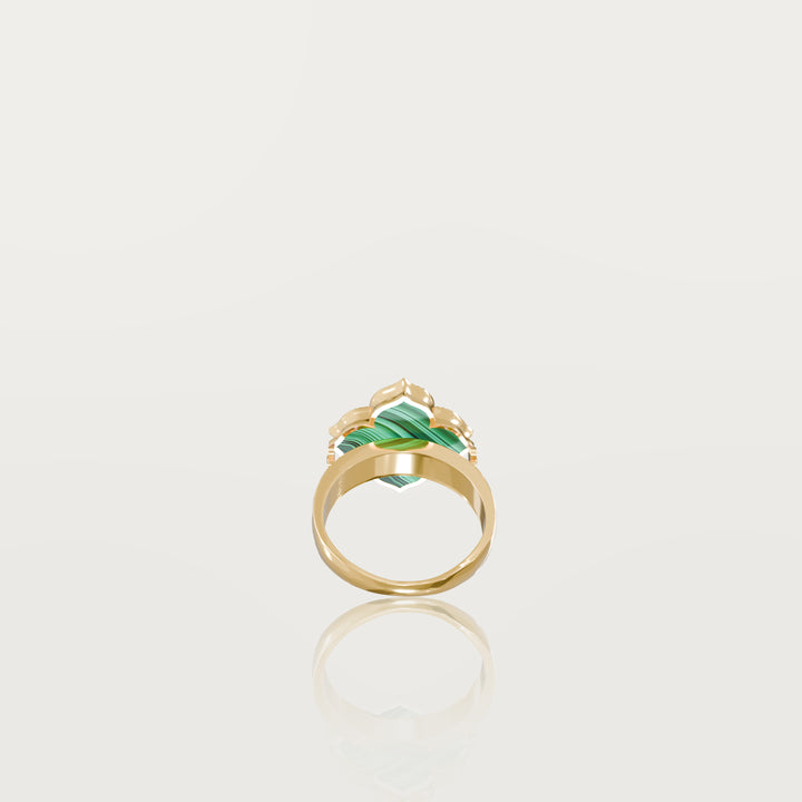 Refined oriental clover ring 