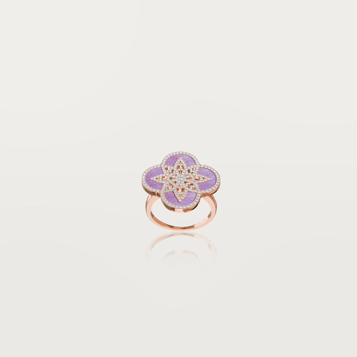 Eternal clover ring