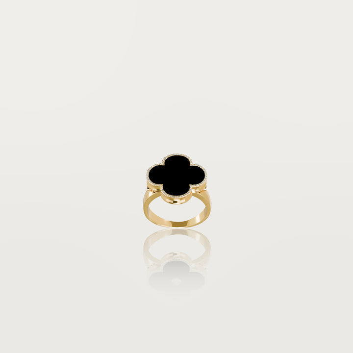 Pure simplicity clover ring 