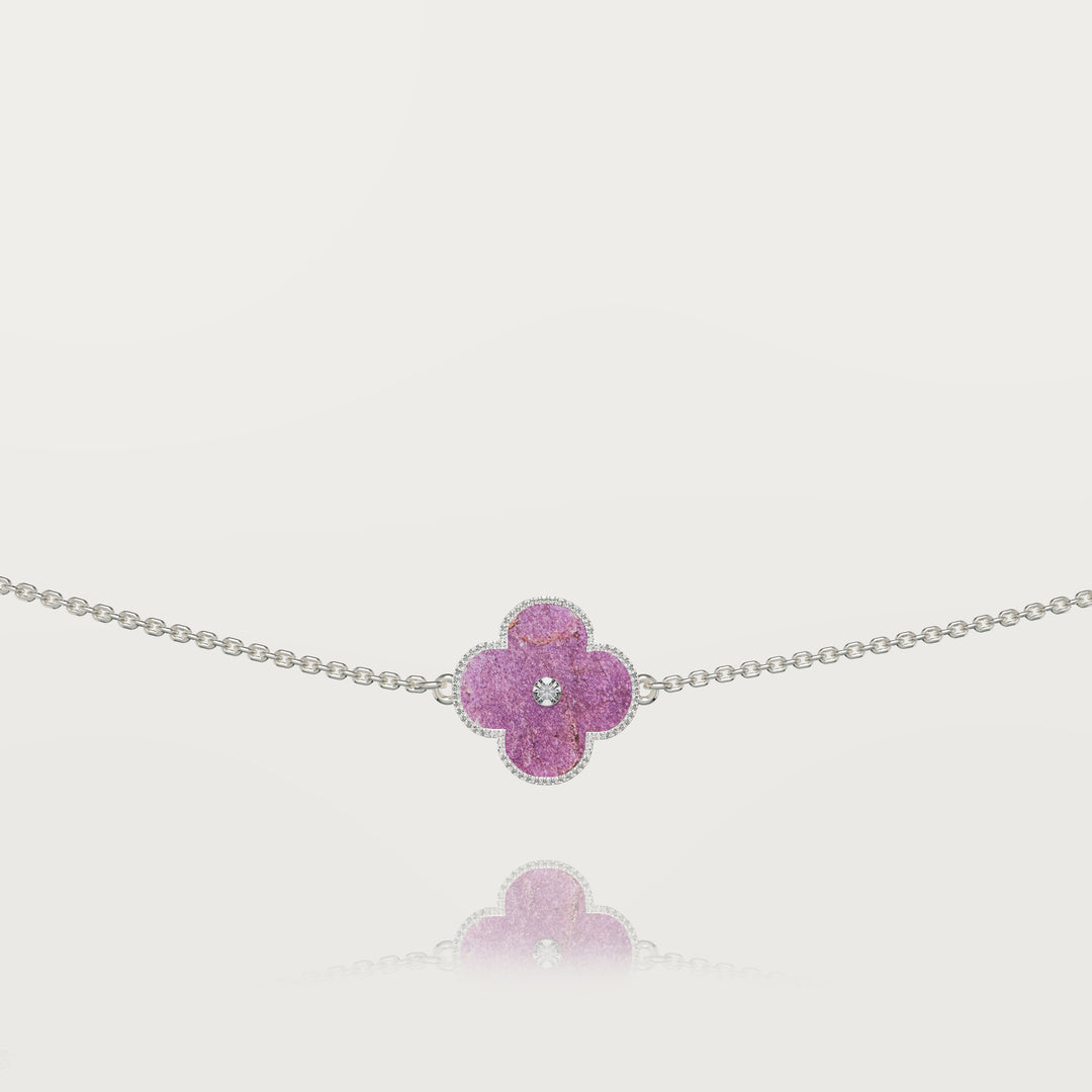 Lonely Glow Clover Bracelet 