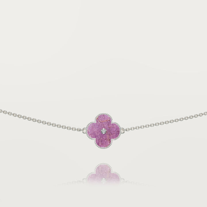 Lonely Glow Clover Bracelet 