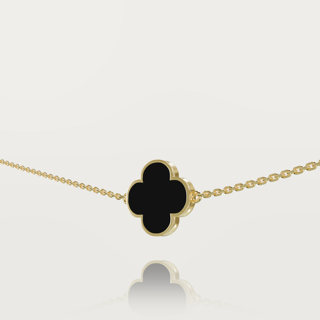 Pure simplicity clover bracelet 