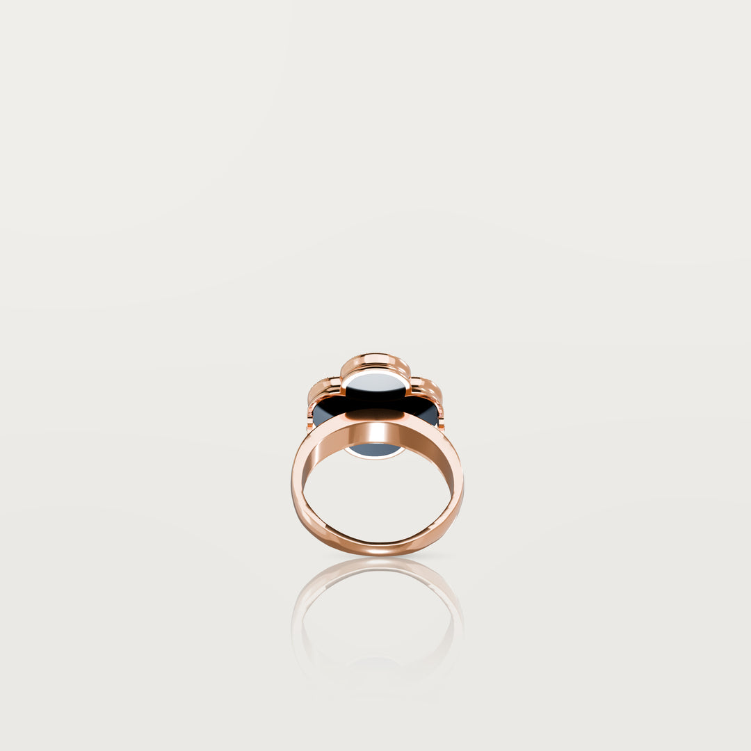 Solitaire Glow Clover Ring