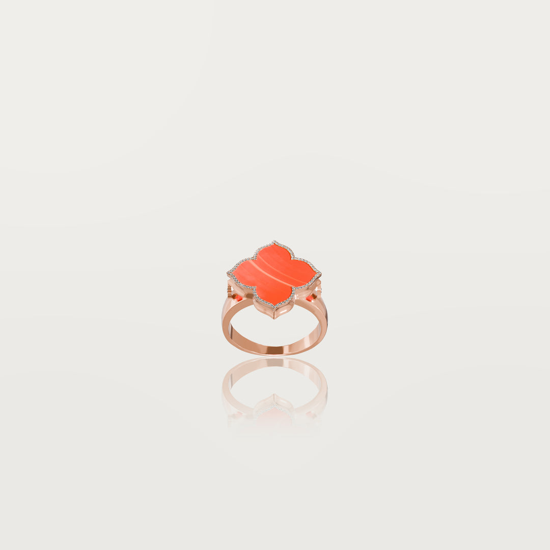 Refined oriental clover ring 