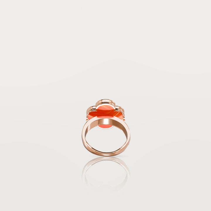 Solitaire Glow Clover Ring