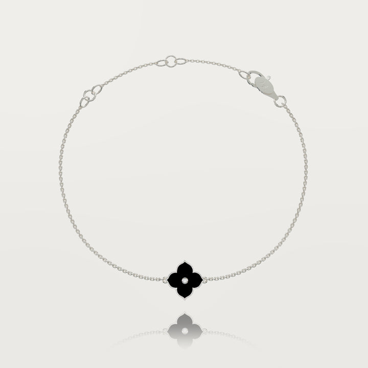 Oriental sparkle clover bracelet 