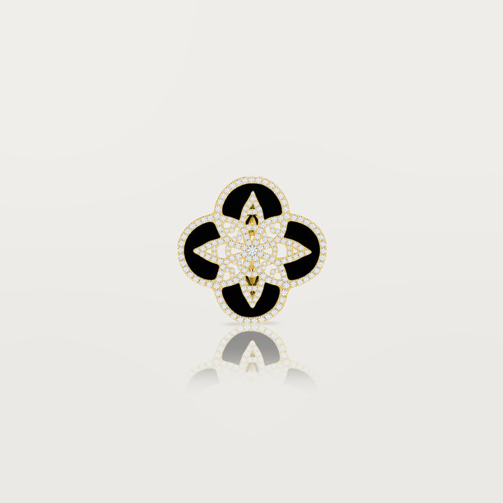 Eternal clover ring