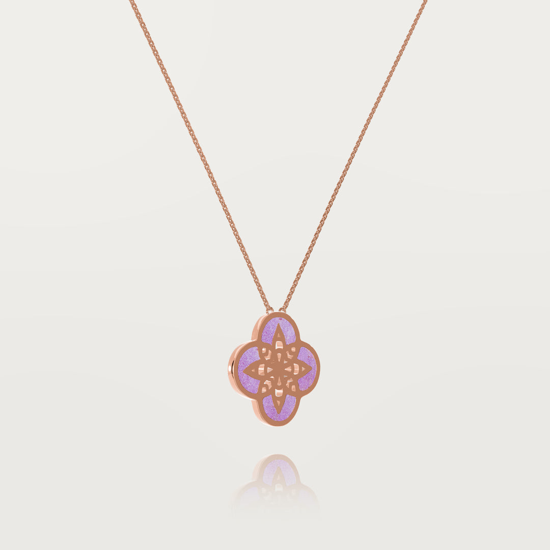 Eternal clover pendant