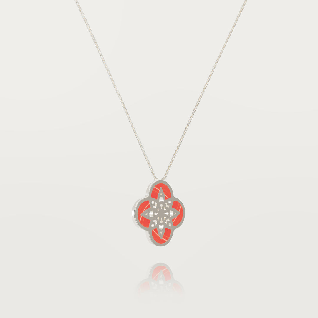 Eternal clover pendant