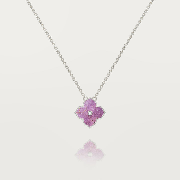 Oriental sparkle clover pendant