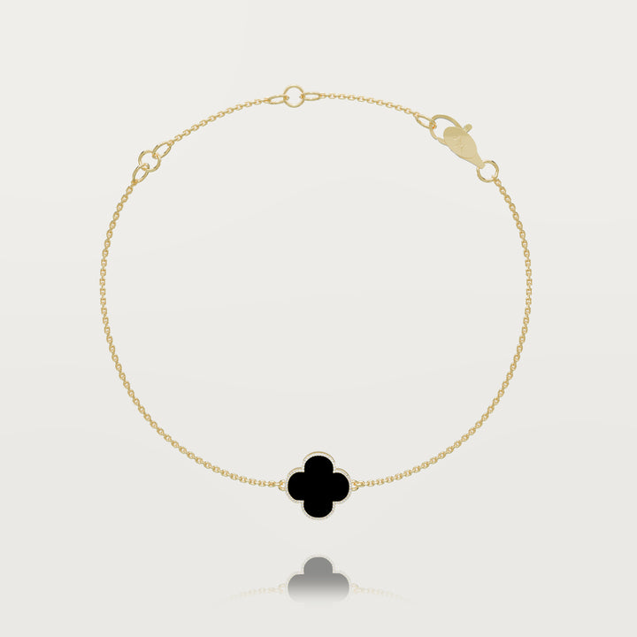 Pure simplicity clover bracelet 