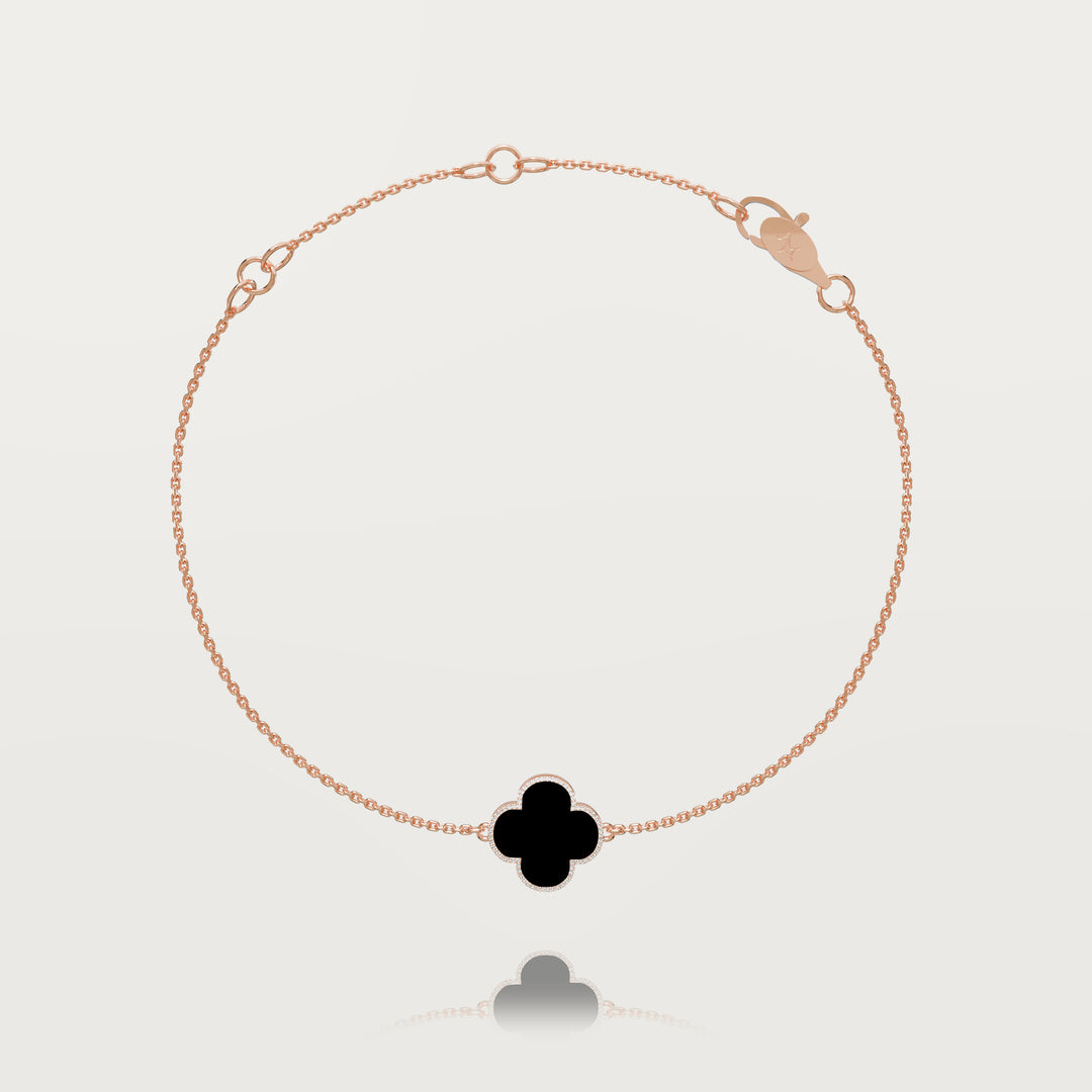 Pure simplicity clover bracelet 