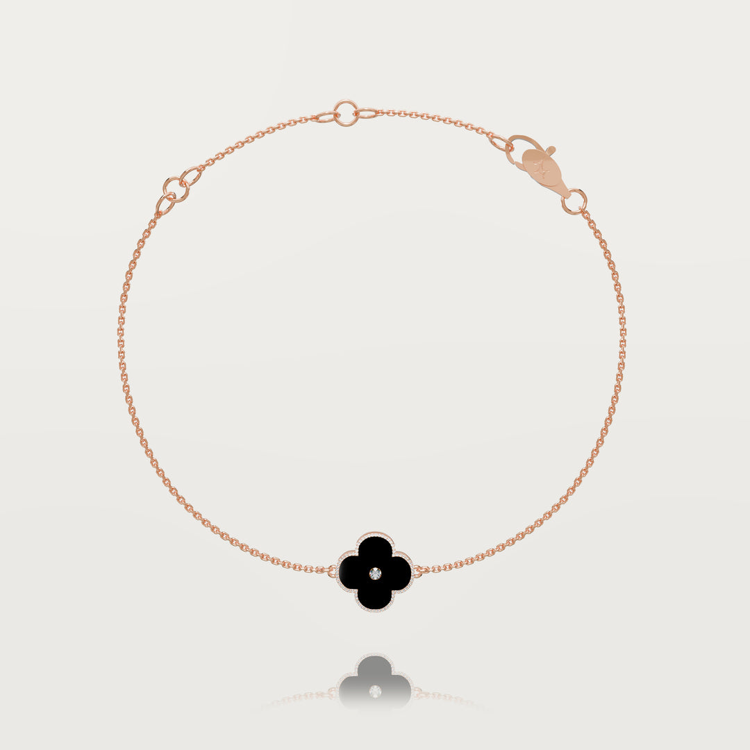 Lonely Glow Clover Bracelet 