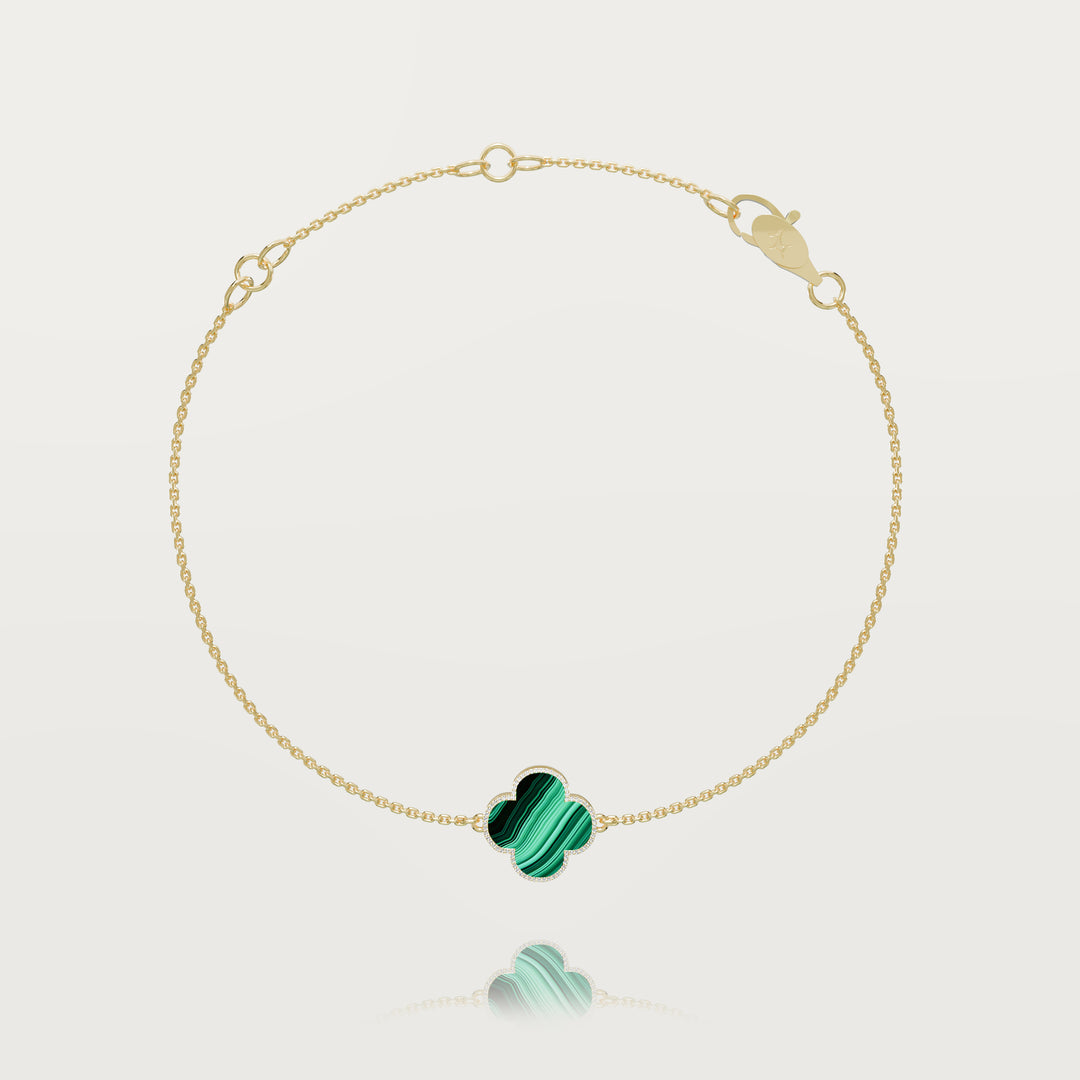 Pure simplicity clover bracelet 