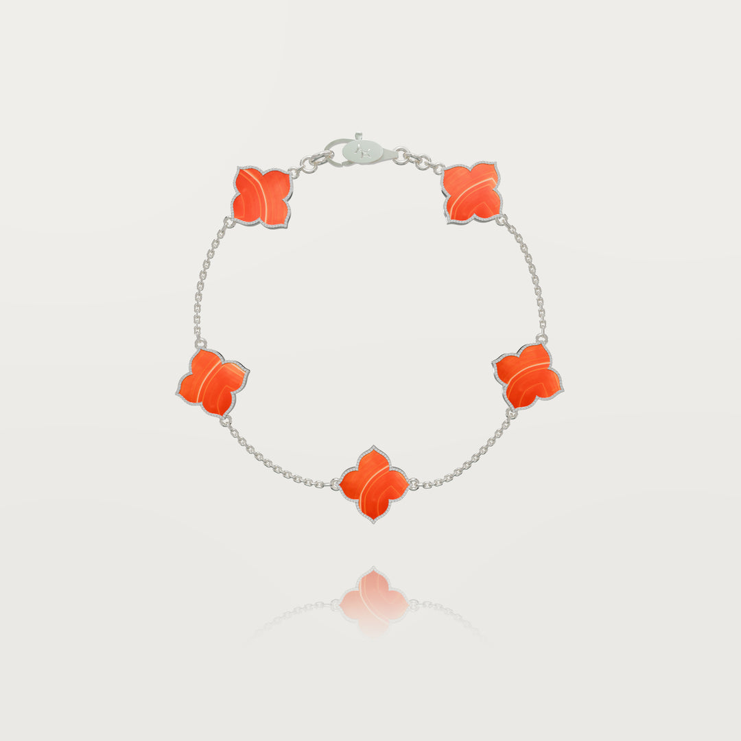 Refined oriental multi-clover bracelet 