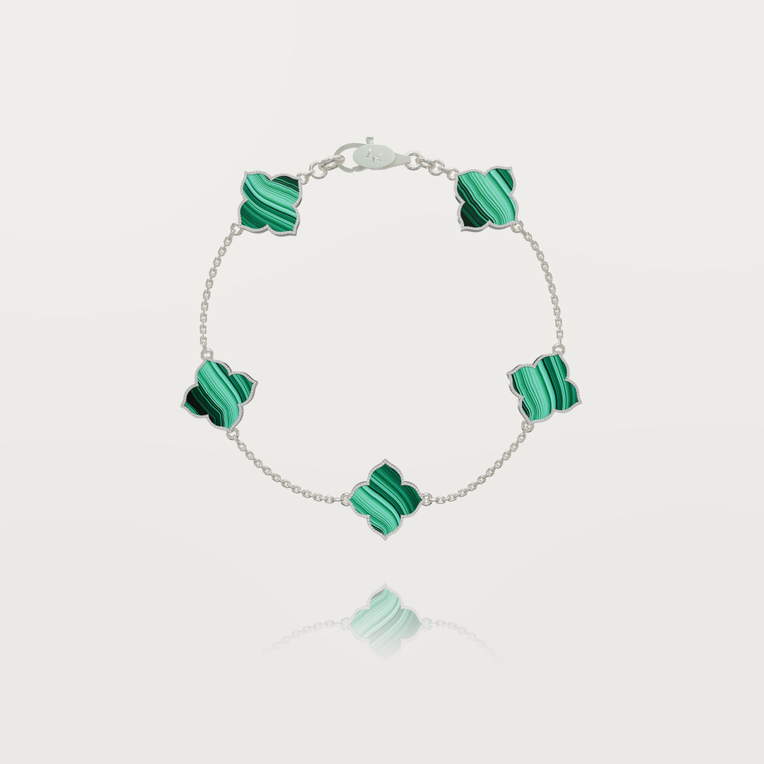 Refined oriental multi-clover bracelet 