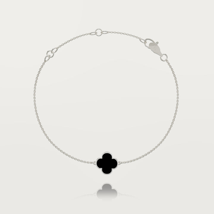 Pure simplicity clover bracelet 