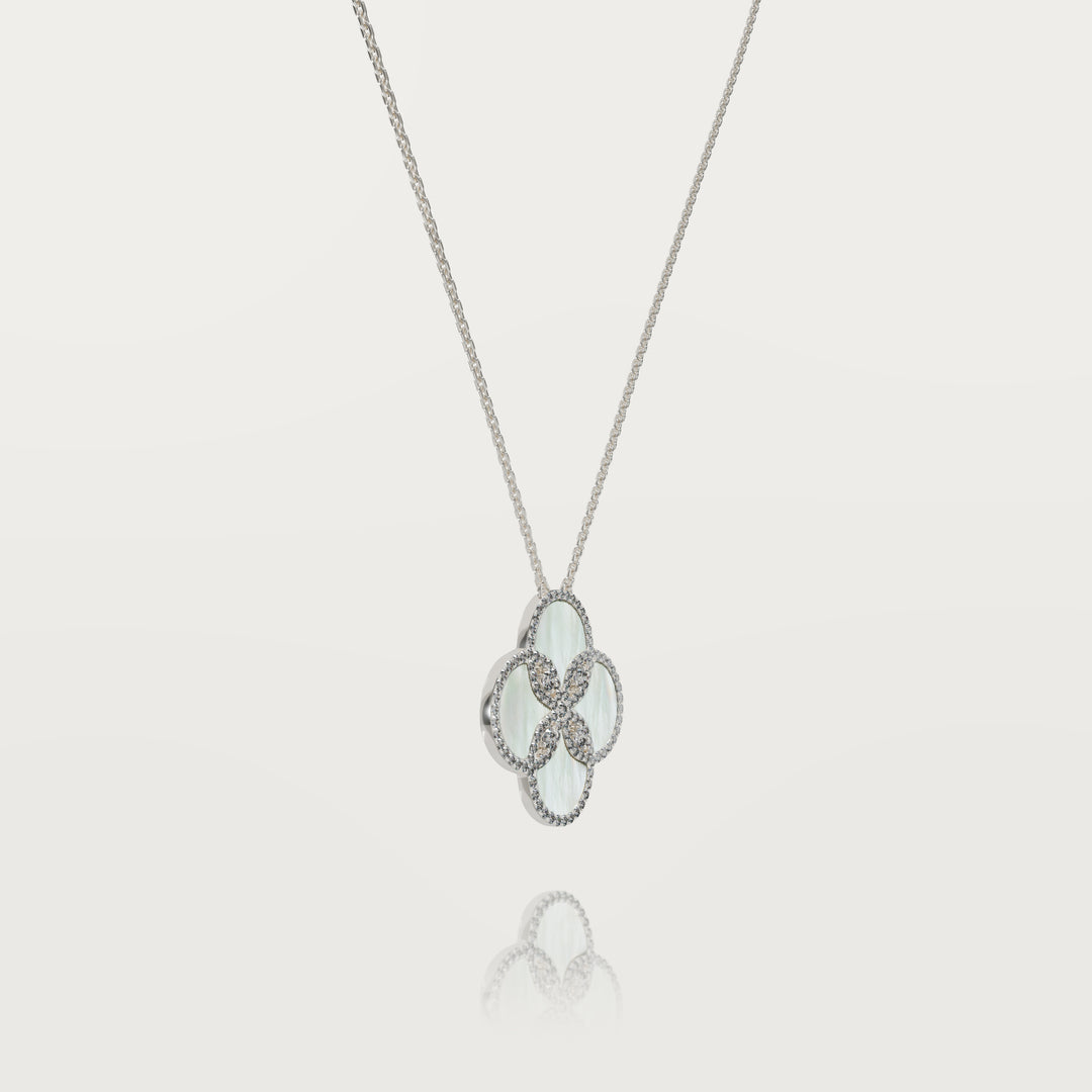 Thousand and one nights clover pendant