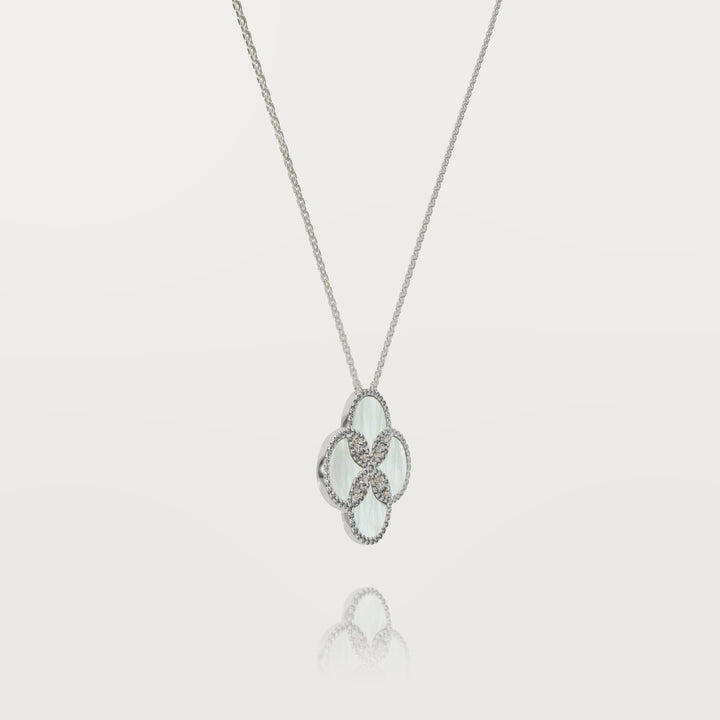 Thousand and one nights clover pendant