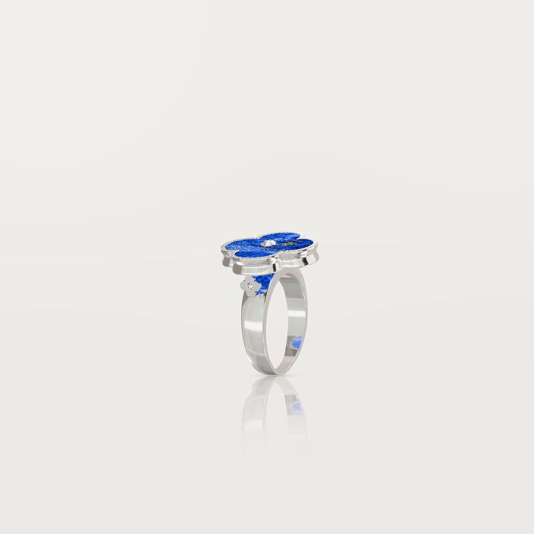 Solitaire Glow Clover Ring