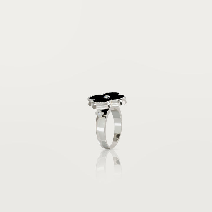 Solitaire Glow Clover Ring