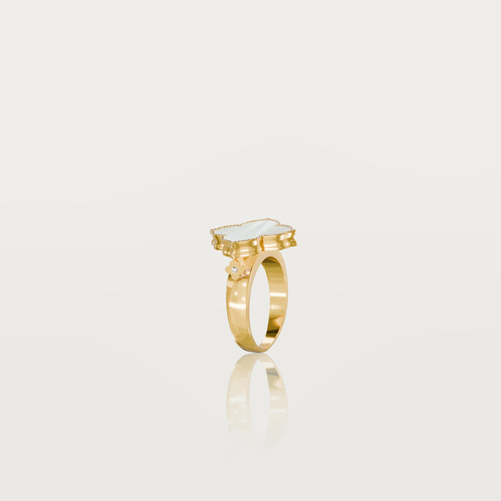 Refined oriental clover ring 