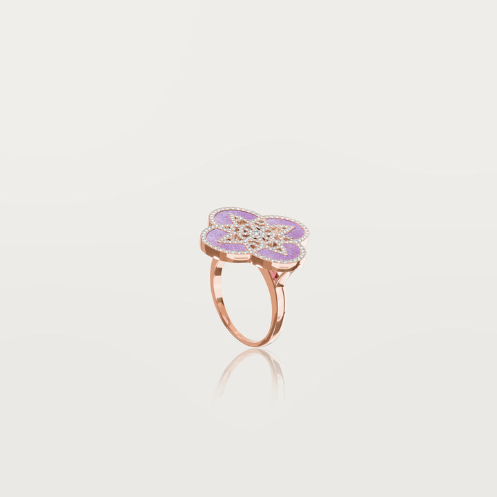 Eternal clover ring