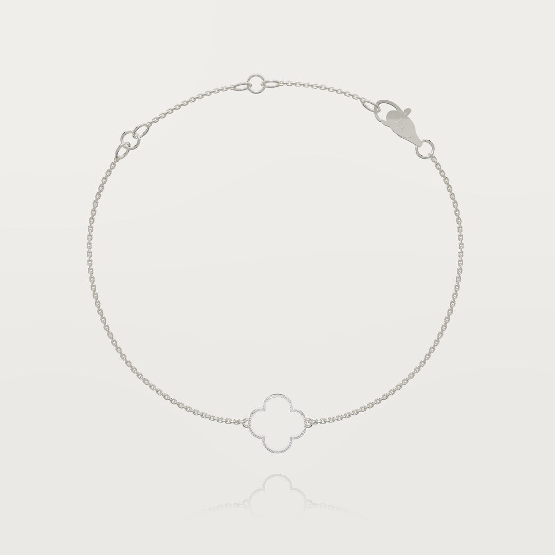 Pure simplicity clover bracelet 