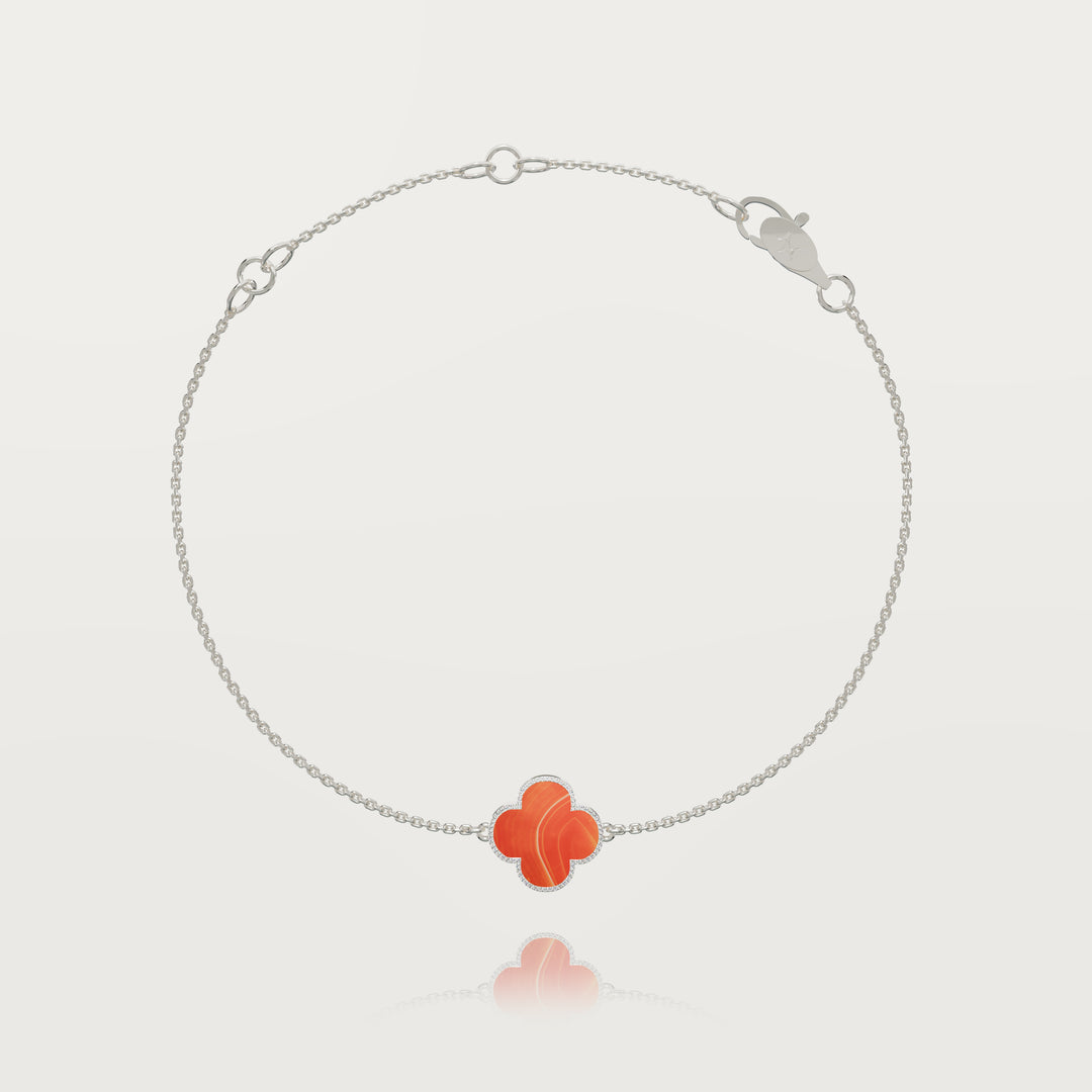 Pure simplicity clover bracelet 