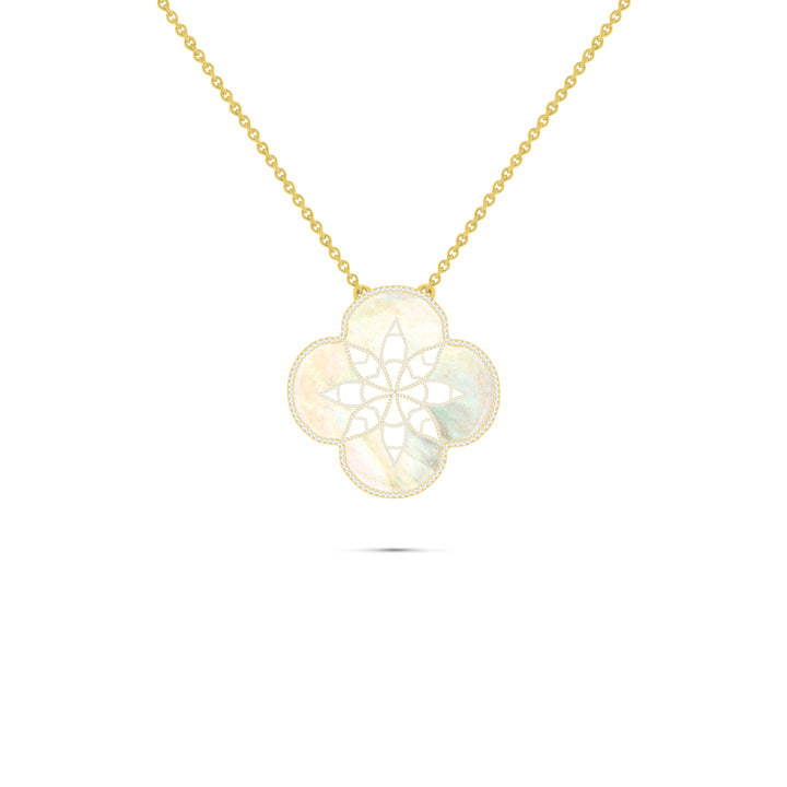 Eternal clover pendant